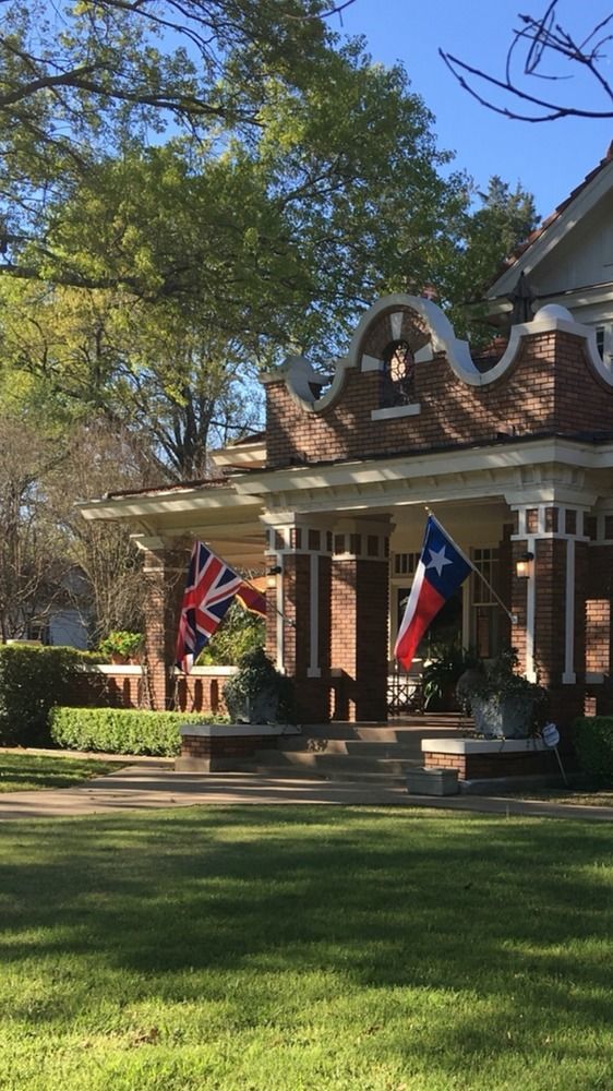 The English Merchant'S Inn Waxahachie Buitenkant foto